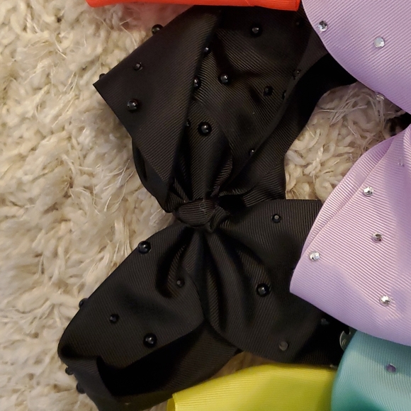 JoJo Siwa bows - Picture 10 of 16